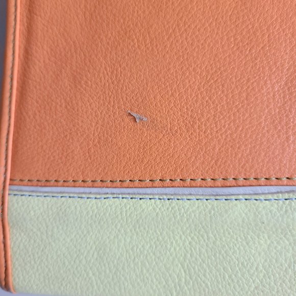 Guarnieleria rigo agudelo jerico-ant hand made leather bag. - Picture 16 of 16